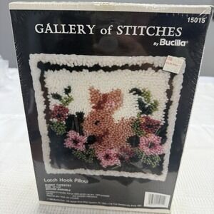 Vintage 1990 Sealed Bucilla 15015 Bunny Rabbit Latch Hook Pillow Tapestry Craft